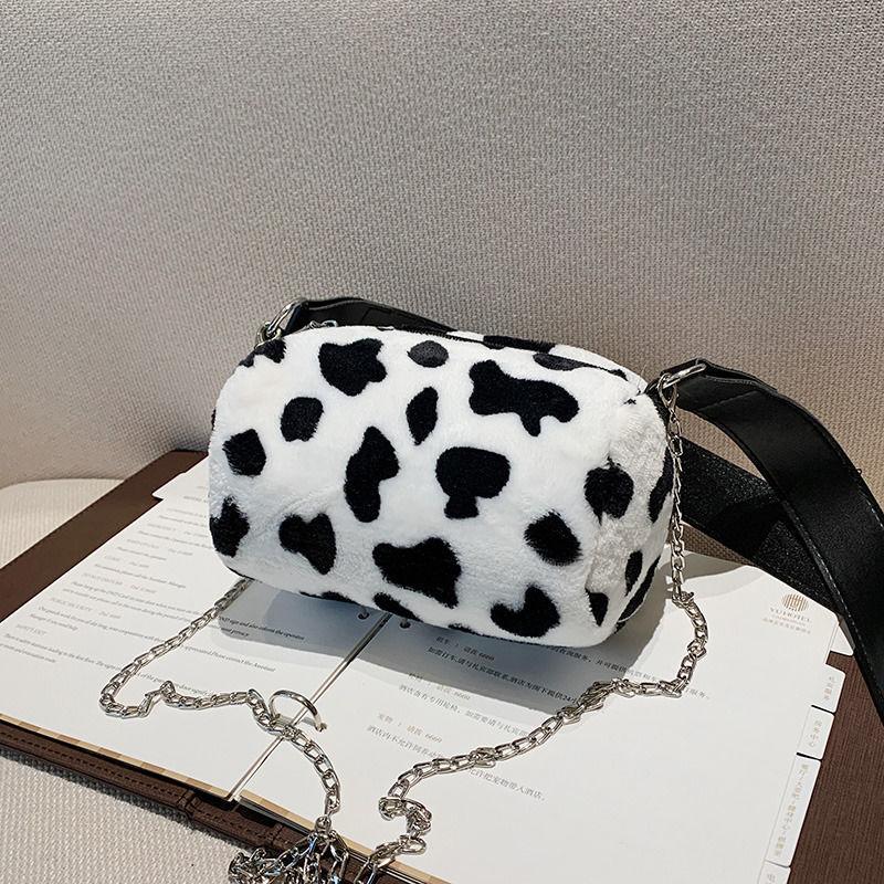 

Autumn and winter fashion little fragrant cow hairy small bag female 2021 new trendy shoulder bag net red chain messenger, Black