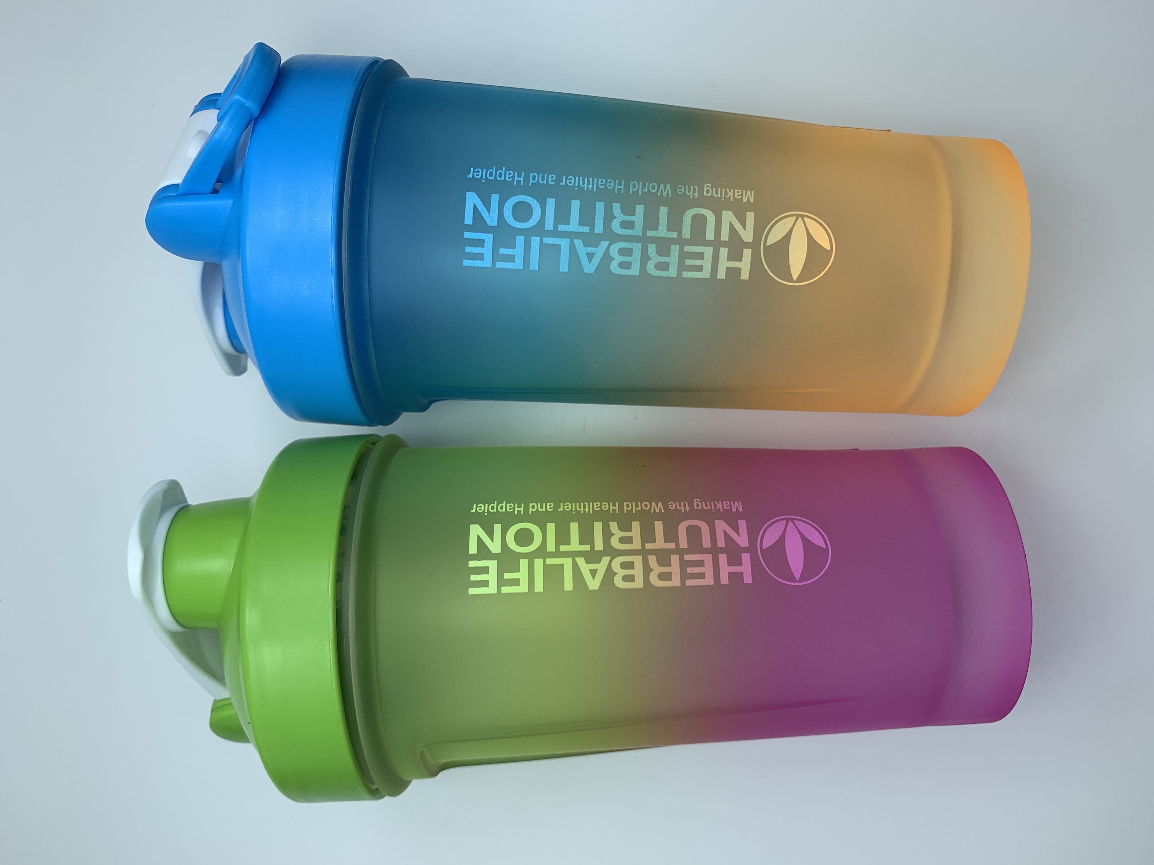 

New Arrival 500ml Herbalife Nutrition Shaker Cup Portable Bottle Gradient Colors, Green