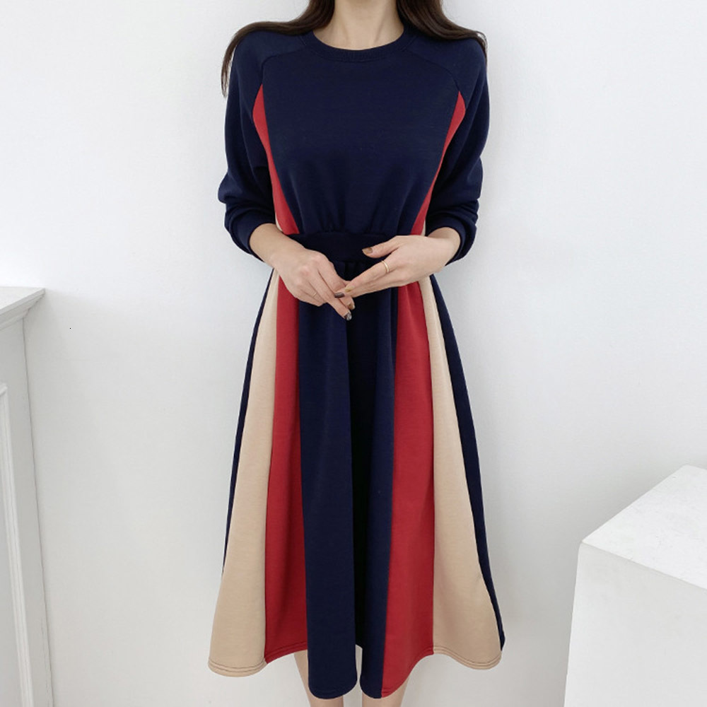 

2021 Japanese Women's Clothing Fashion Autumn and Winter New Retro Simple Thin Round Collar 0qqp, Navy blue.