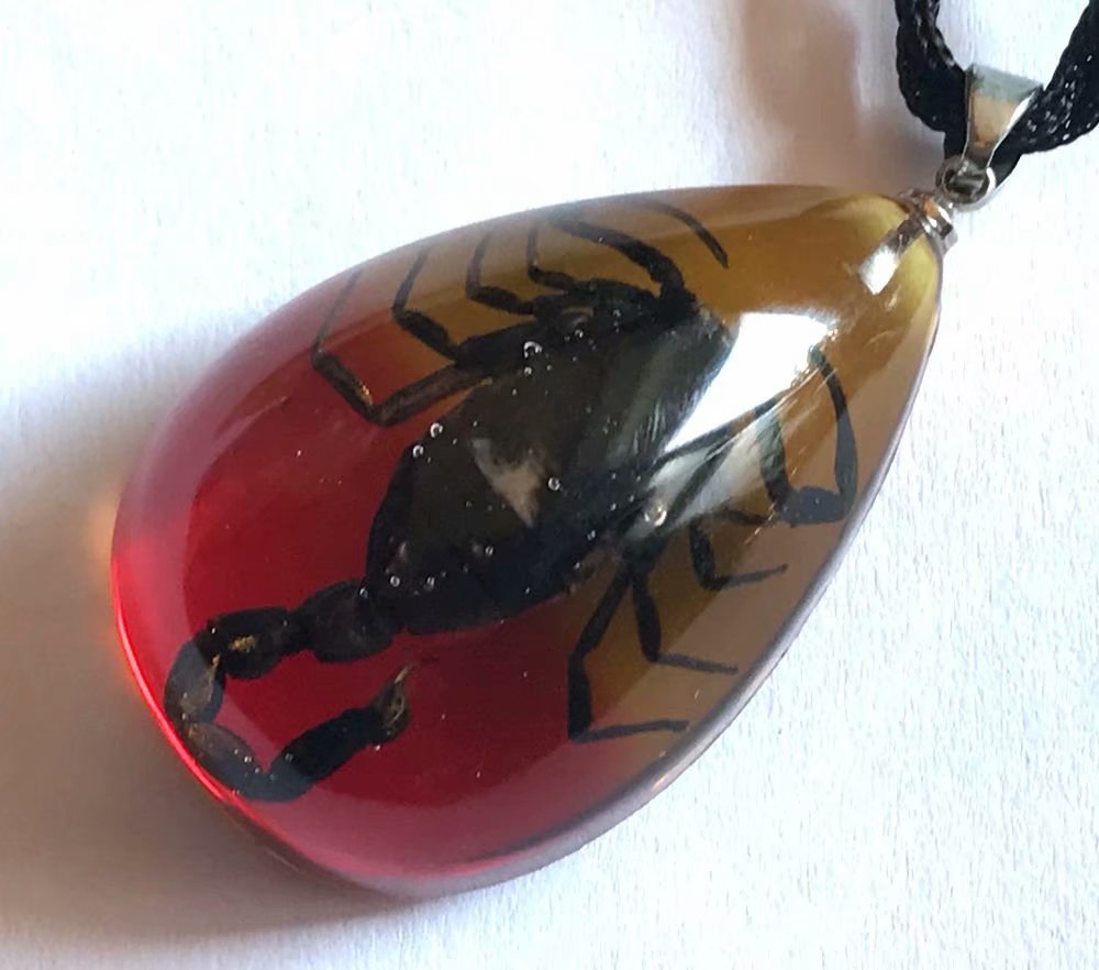 

16 pcs fashion real gothic black scorpion insect pendant chic drop style jewelry, Silver