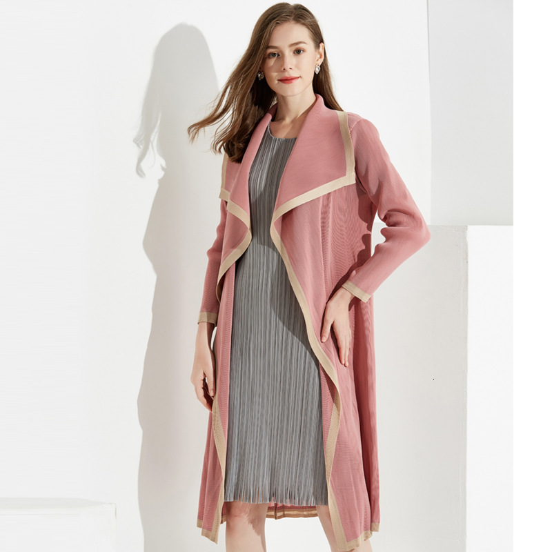 

2021 New Autumn Temperament High Quality Women Plus Size Long Lapel Windbreaker Pleated Trench Coats 5140 Aa4u, Black