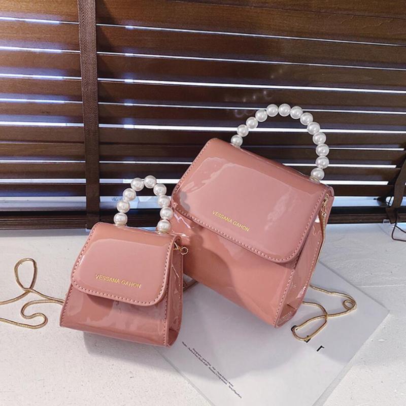 

Elegant Female Pearl Tote bag 2021 Fashion New High-quality Patent Leather Women's Designer Handbag Chain Shoulder Messenger Bag, 12 cm white