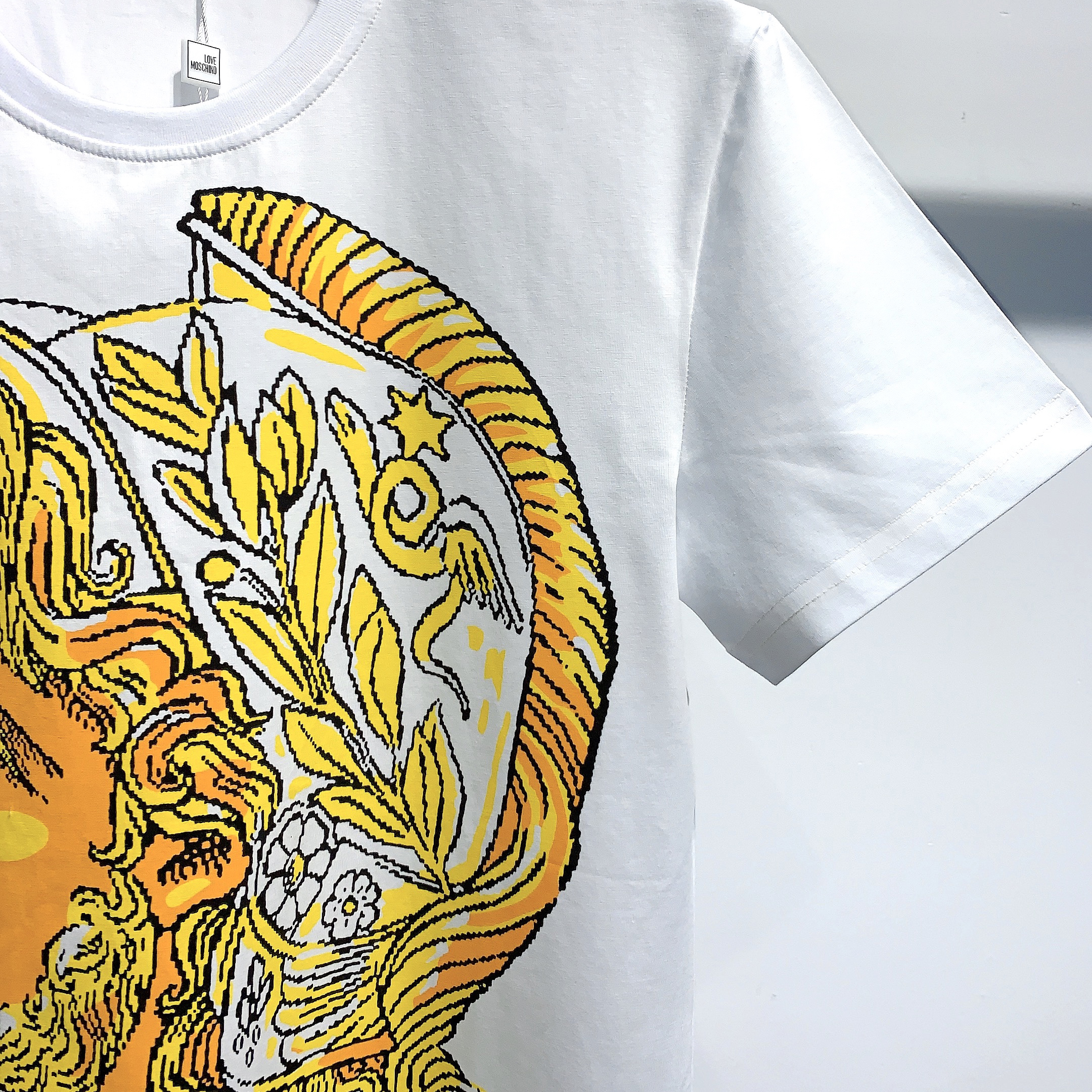 Luxury Men&#039;s T-shirts and Polo Shirts Casual Fashion Character Pattern Short Sleeve Top Three-color Wholesale M-3XL-image-706409041