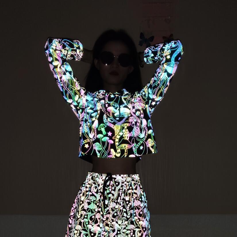 

Autumn women kawaii mushrooms reflective cropped hoodie thin hoody laides harajuku hip hop punk shiny hooded sweatshirt 200922, Shorts