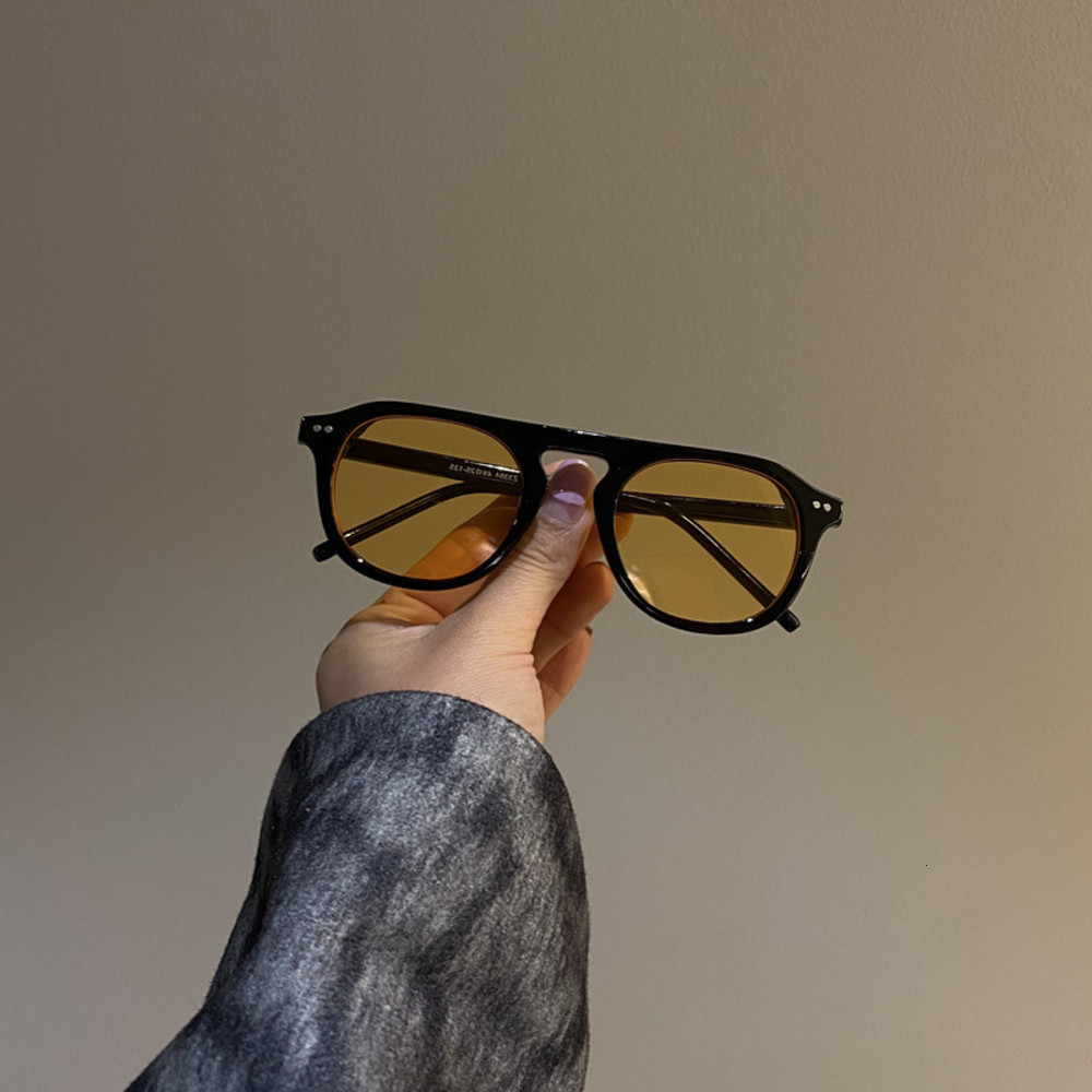 

Personality pilot black frame light color ultraviolet sunglasses Fashion men's and women's round colored glasses, White;black