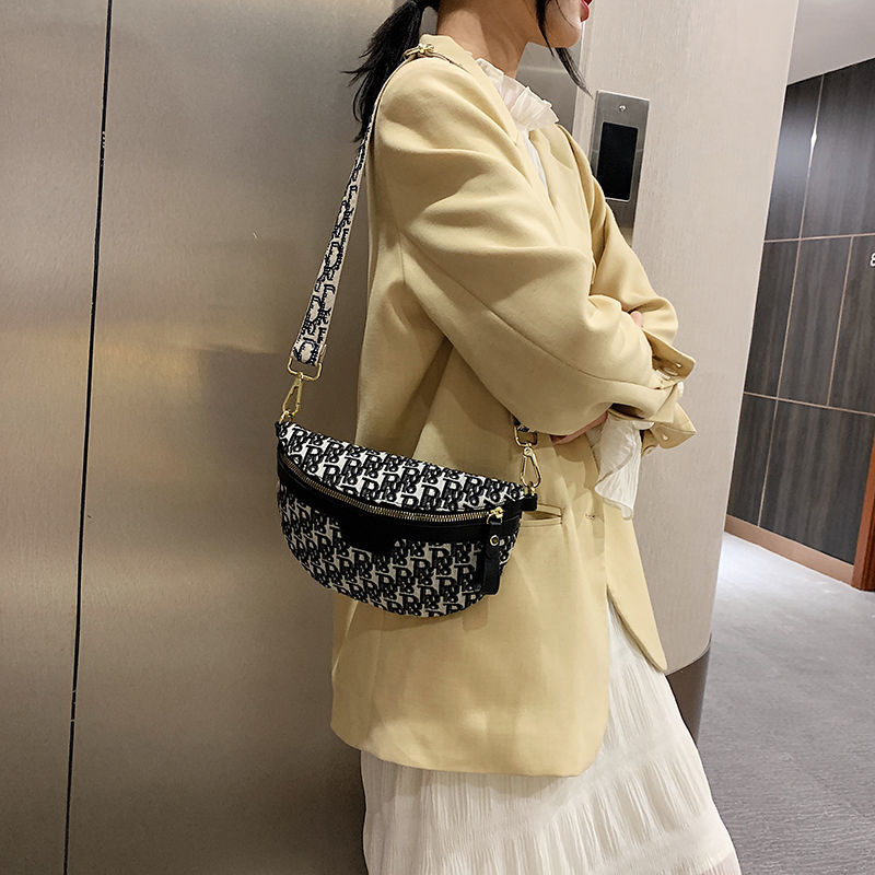 

Daily Bag Goat Bag2023 New Womens Bag Fashion Korean Style Chest and Waist Bag Embroidery Fashion Ins One Shoulder Crossbody Chest Dumpl, Black