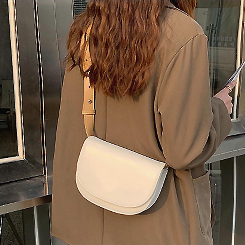 

Ladies Simple Female Messenger Waist Bag Niche Design Woman Handbag PU Leather Shoulder Bag Trend Crossbody Purse, Black