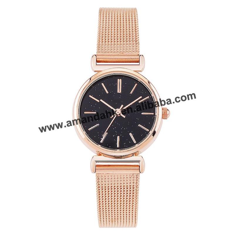 

Wristwatches Wholesale Gold Fashion Design Ladies Watch Style Quartz Watches Woman Leather Dress Rhinestone Women, Black