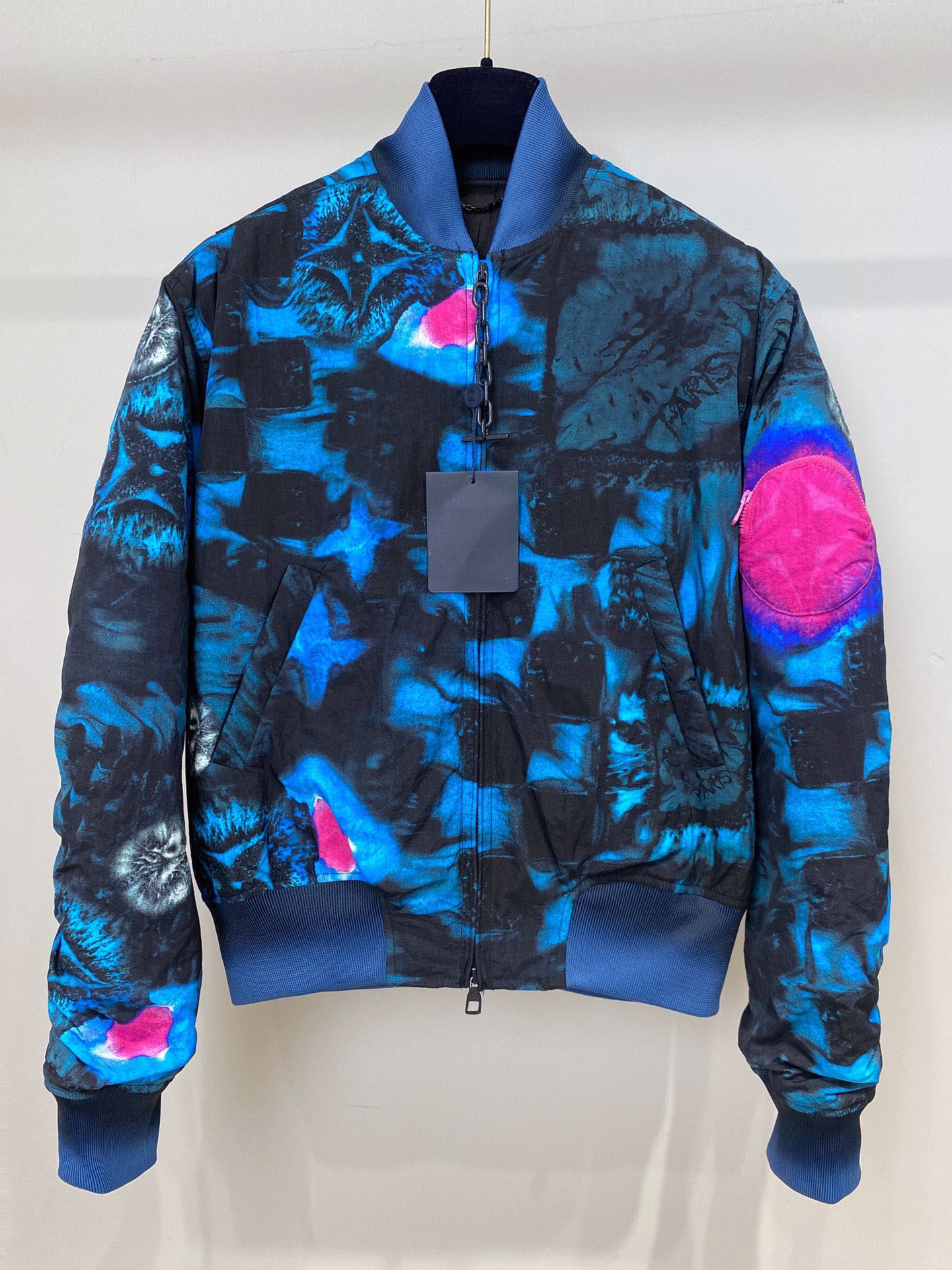 

2021 lastest winter blue men and women jackets, Blue(15 days wait)