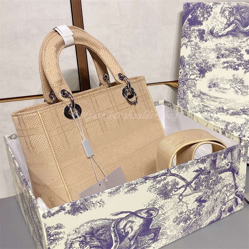 

Women 2021 Fashion Luxurys Designers Shoulder Totes Bags Handbag Embroidered Famous Crossbody Bag Handbags Purses Wallets Female Lady Purse Wallet Tote Backpack, Style d