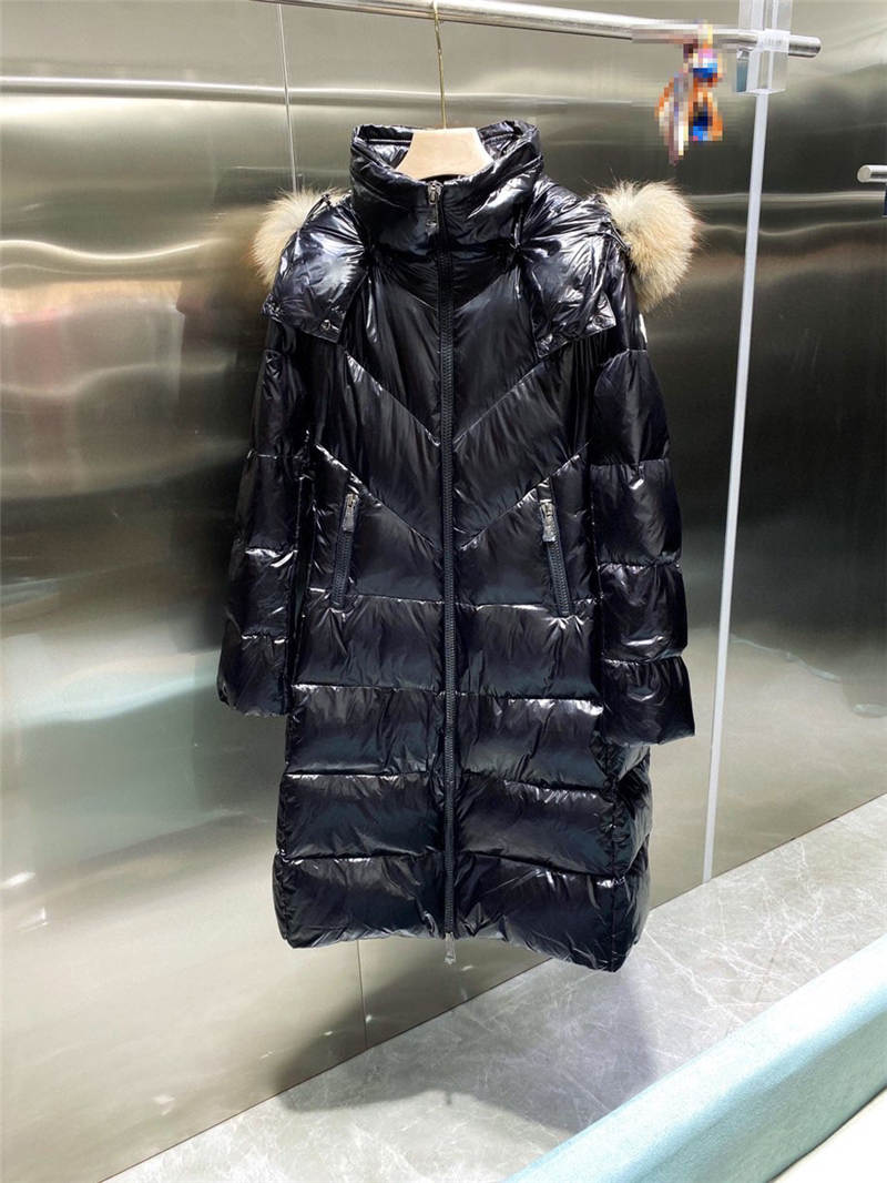 

Designer Luxury Women' Moncle mr Armoise Brown Down Jacket Angers Real Fur Graphite Womens Winter Down Hooded Puffer Jacket Coat Black 0/XS, Don't pay it