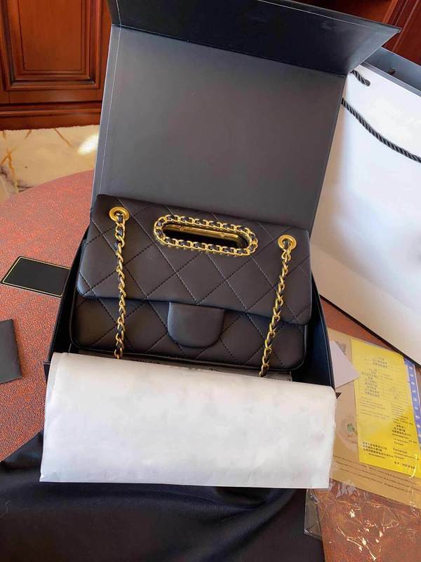 

Inclined shoulder bagBag new female 2021 inclined shoulder bag French small sweet wind chain package design0, Black