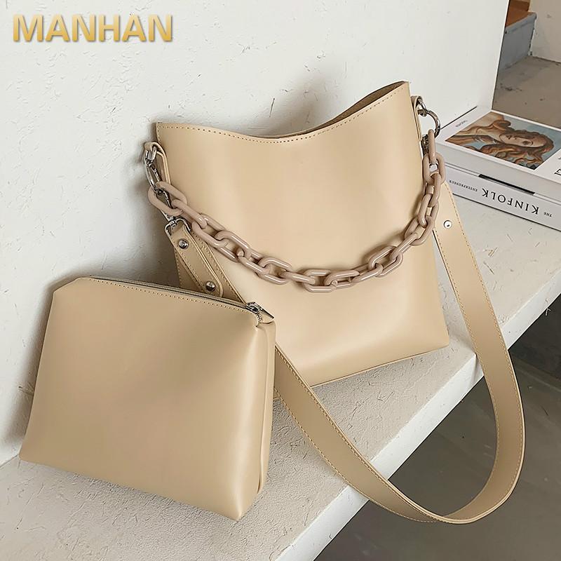 

MANHAN Acrylic Chain Design Small PU Leather Crossbody Bags for Women 2021 Trend Elegant Travel Bucket Lady Shoulder Handbags, Beige