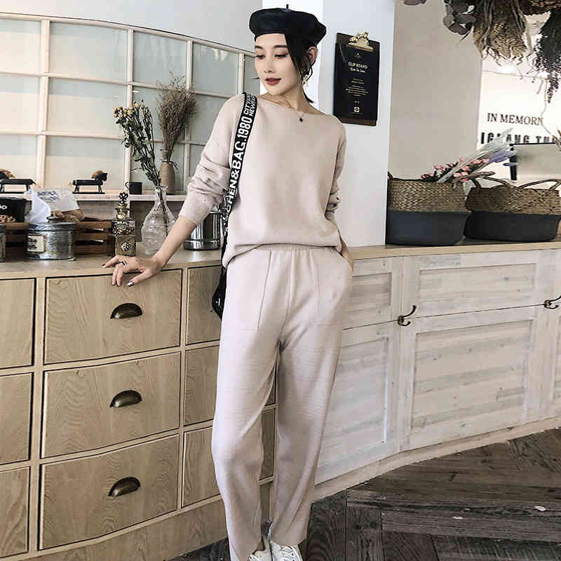 

Women' Two Piece Pants Women knitted and crocheted 2-piece workout suits thick autumn neck down shirt + ankle long casual pants loose suit 2W6U, 1# shoe box