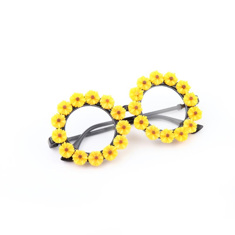 

Sunglasses Niche Style Fashion Vintage Round Frame Floret With Diamond Lady Lovely Young Sunshade UV400