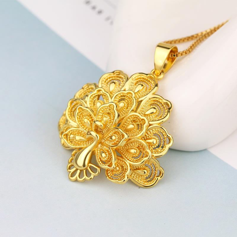 

Pendant Necklaces Luxury Peacock Pendants 24K Big Long For Female Elegant Yellow Jewelry Necklace Exquisite Women Bijoux 2021