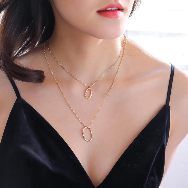 

Chains Geometric Hollow Round Pendant Necklace Female Gold Fashion Jewelry Clavicle Chain Ladies Party Layered