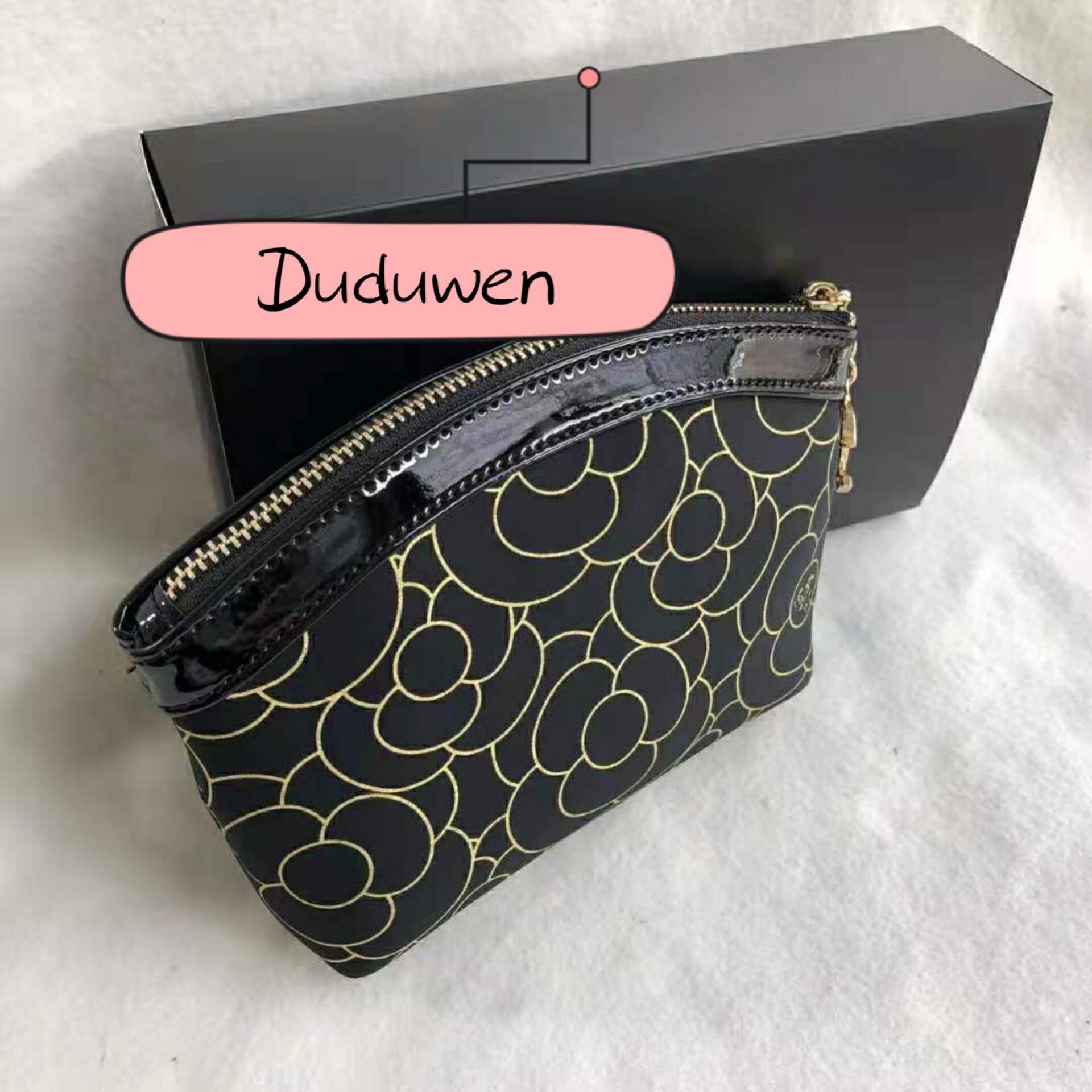 

New C makeup storage bag zipper with pendant bag with gift box, Black