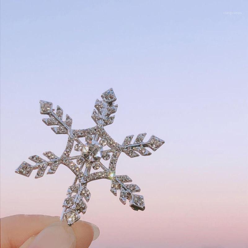 

Hair Clips & Barrettes Crystal Rhinestone Ornaments Geometric Winter Snowflake Snow Bling Women Kids Birthday Jewelry Gifts Christmas, Golden;silver
