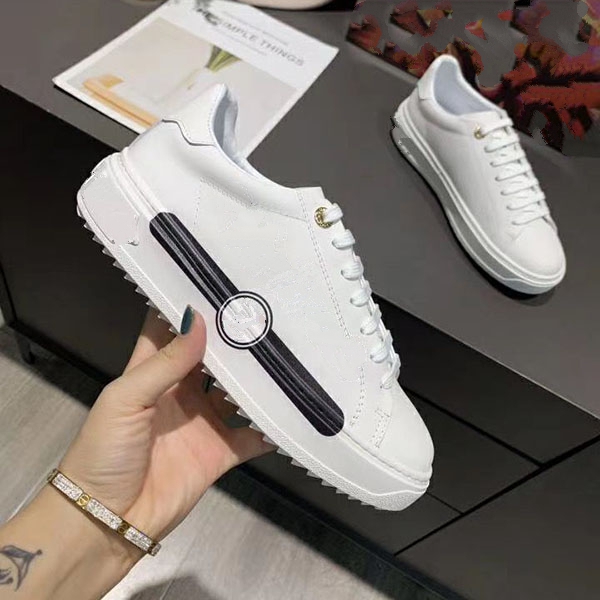 

Top Quality Shoes Fashion Sneakers Men Women Leather Flats Luxury Designer Trainers Casual Tennis Dress Sneaker mjw001