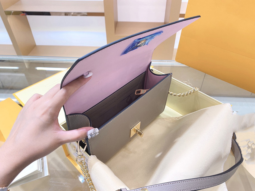 

Fashion Designer Bags Women Handbag Crossbody Messenger Shoulder Chain Bag Good Quality 2 colours,23x15cm
