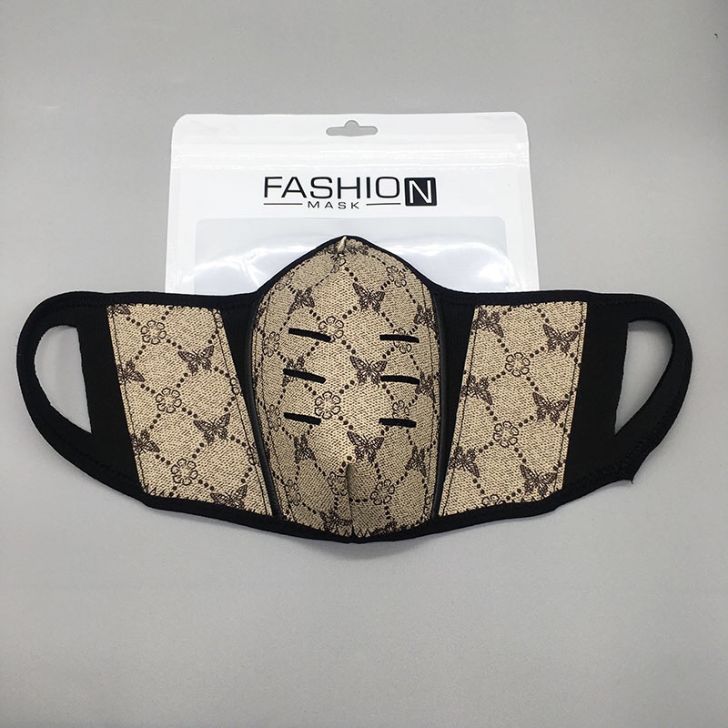 

Designer Mask Reusable Face Mask Print Leather Luxury Sunscreen Dustproof Men Women quality Designer Cycling Scarf