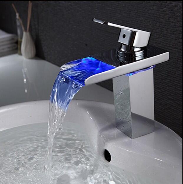 

2021 New Chrome Bathroom Personality Design Deck Mounted Soild Color Wholesale Led Waterfall Antique Basin Faucet Jlw3