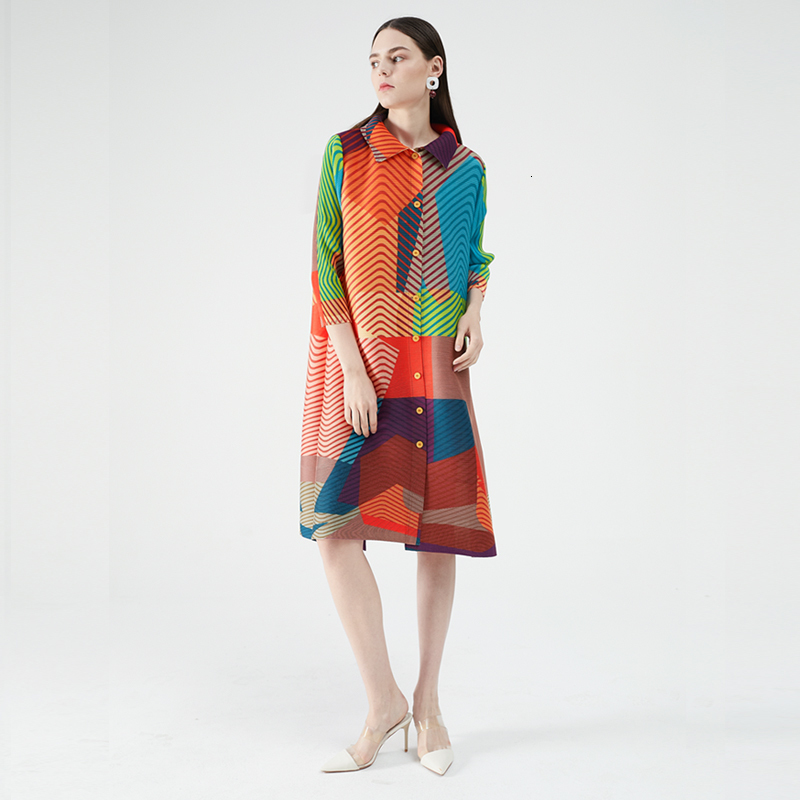 

2021 New Pleated Women Es Summer Cardigan Button Long Sleeve Lapel Ladder Texture Loose Vintage Plus Size Elxb, Orange