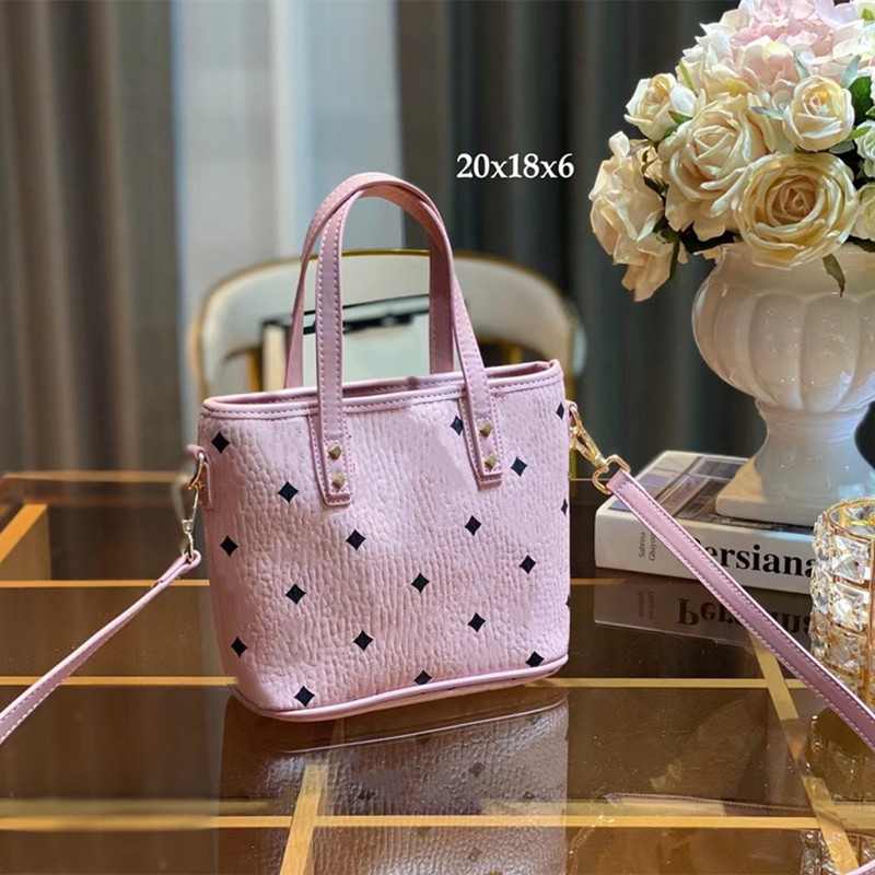 

2021s fashion bag designer classic bags messenger lu vdeng feng backpack handbag wallet key makeup beauty luxury star banquet crosss