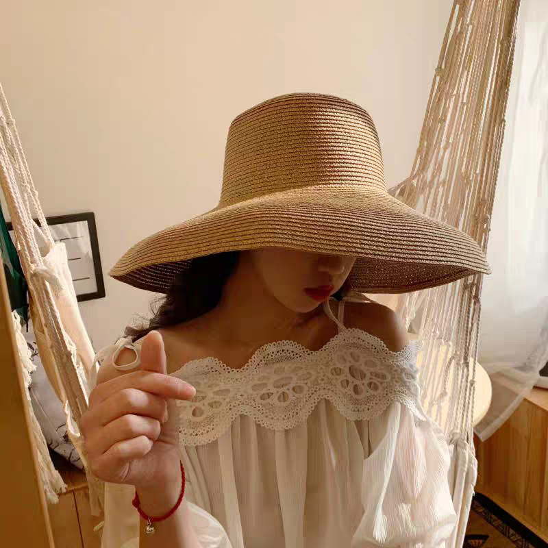 

2021 Female Summer womens hat Hepburn Style Vintage Design Wide side St Hat Solid Color Beach Holiday Beach Hat Big Sun Hatg