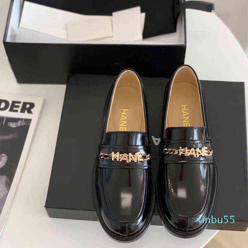 

Women's sports shoes style fragrance chain bright face small leather , women's one pedal flat bottom, Black