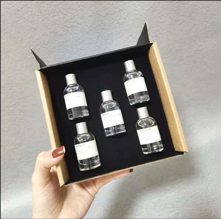 

Wholesale perfumes Brand Package Le Labo Santal 33 Eau De Parfum 5 X 10ml Women Men Perfume Natural Taste Wood Floral Flavor For Female fragrances