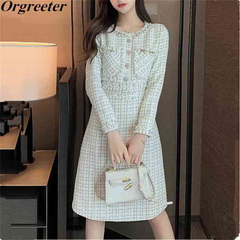 

Elegant Plaid Beading Button Tweed Women Dress Spring Autumn Office lady O-neck Tassel Long sleeve 210602, Ivory