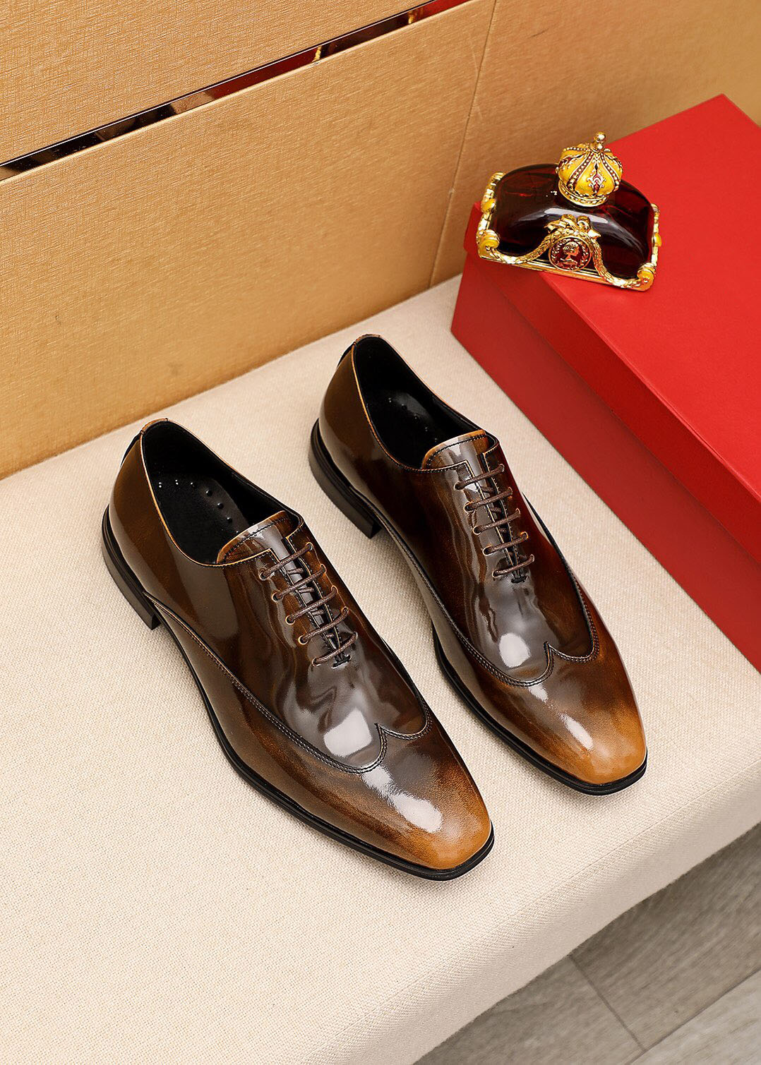 

2021 Mens Classic Genuine Leather Flats Fashion Wedding Party Breathable Oxfords Men Brand Designer Lace-Up Business Dress Shoes Size 38-45, Brown