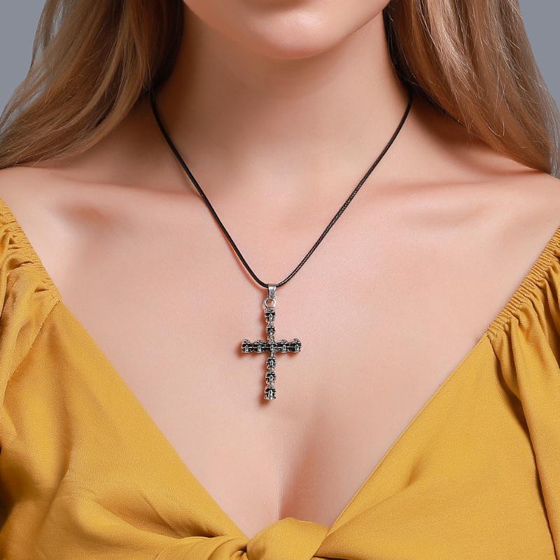 

Pendant Necklaces Cross Necklace Retro Trend Skull Gothic Men And Women Halloween Accessories Fashion Jewelry