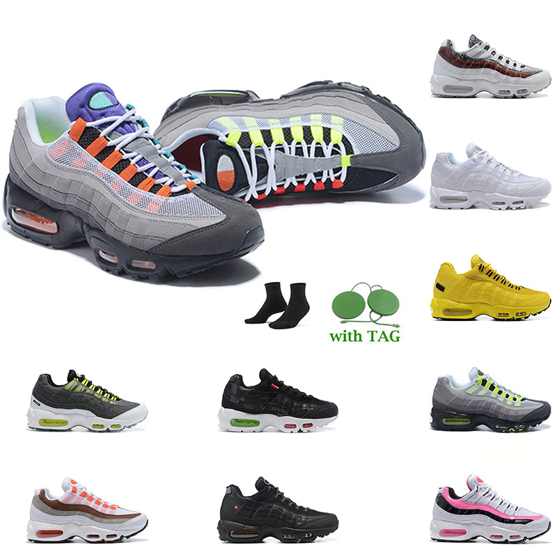 

2022 Greedy Airmax 95 OG Mens Running Shoes 95s Triple black white Sneakers 20th Anniversary Sole Grey University Blue Neon Chaussures Men Casual sports trainers, D40 40-46 kim jones black volt