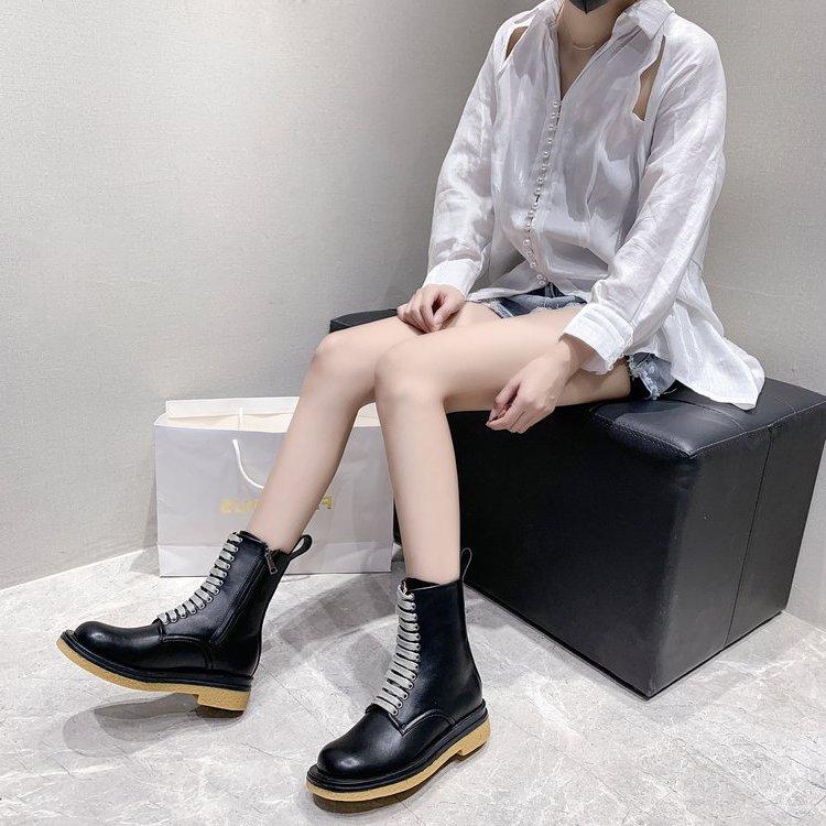 

2021 new boots woman same mid length lace up autumn ins fashion British style short boot, Black velvet style