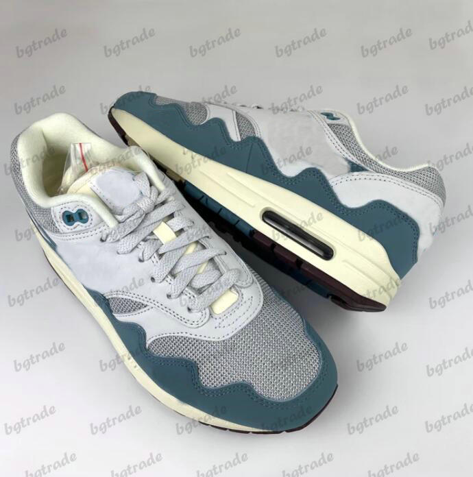 

1 Patta Waves Noise Aqua Designer Sports Shoes Metallic Silver 87 Monarch Aqua Pure Platinum Men Womens Trainer Sneakers