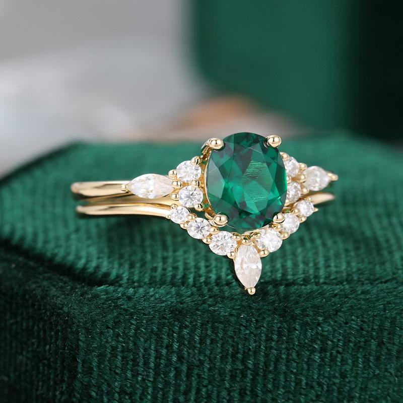 

Wedding Rings 18K Gold Plated Oval Simulated Emerald Engagement Proposal Ring Women Diamond 2PCS
