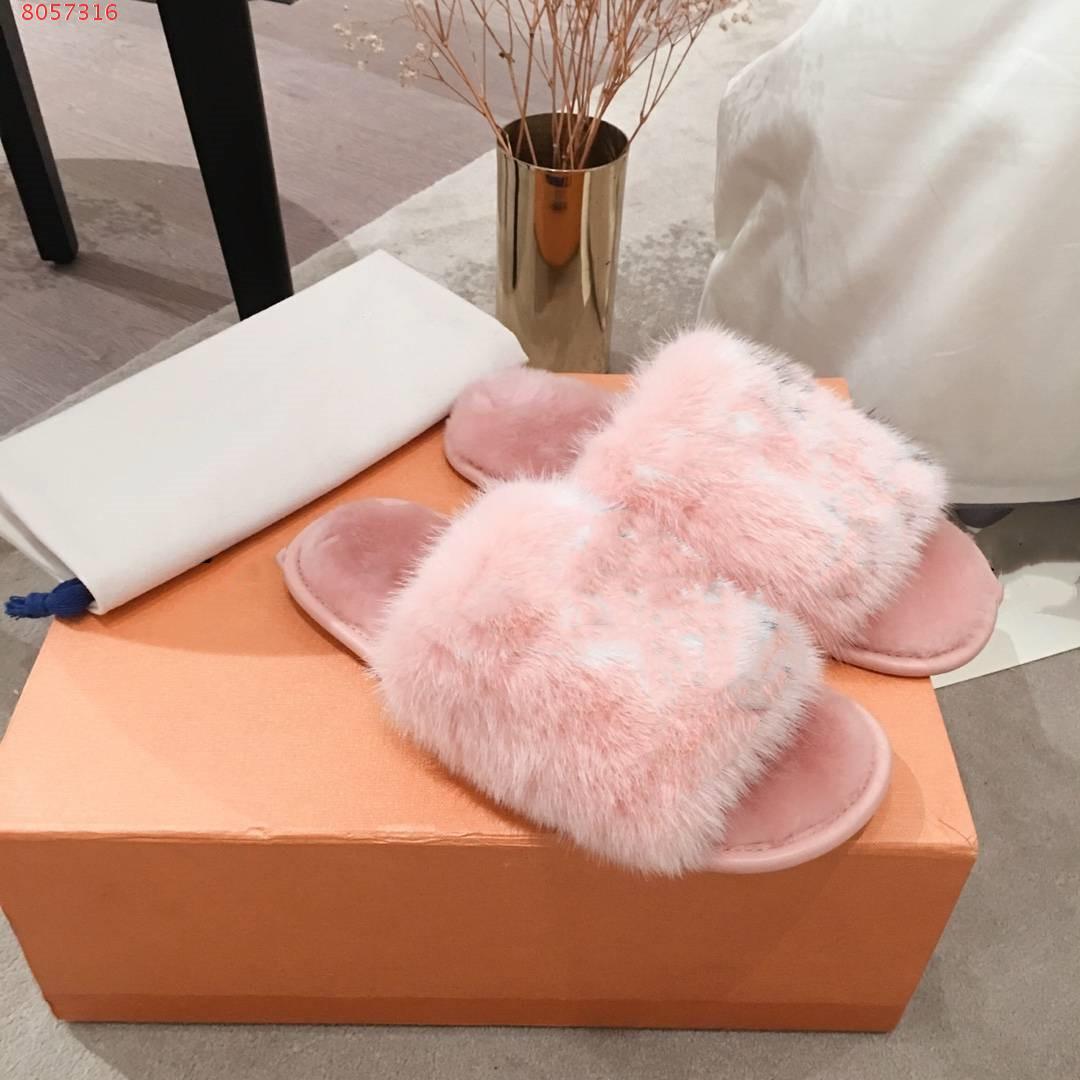 

2021 Lady Mink fur Lock IT Flat Mule Slipper Cognac Brown Patent Monogrammed Canvas Slides Sandals Winter Booties Women Home Dreamy Slippers, Black