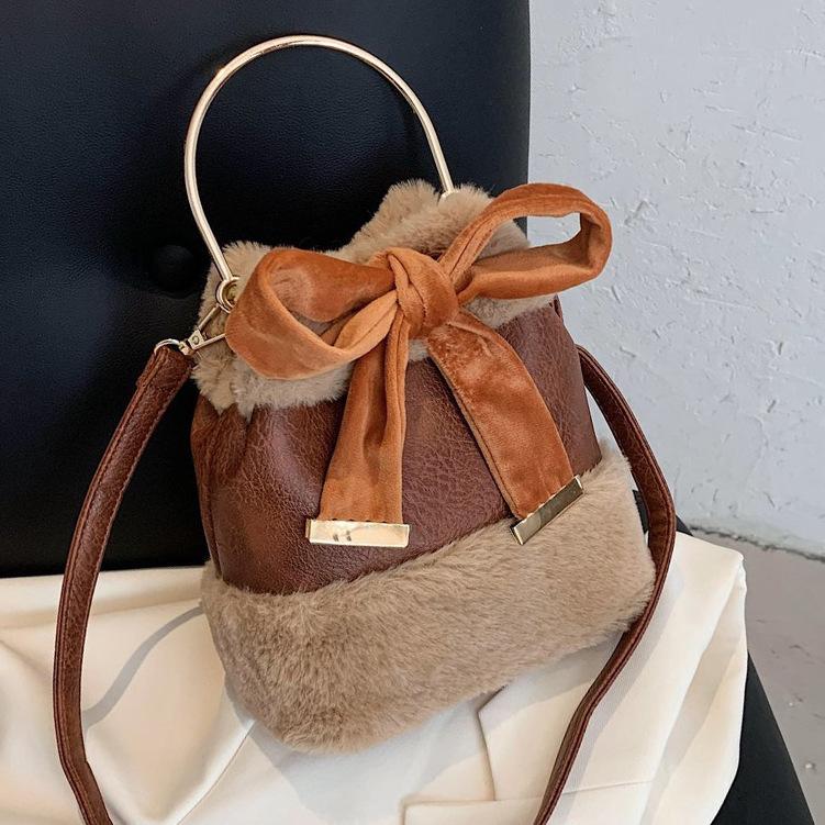 

fashion pu plush patchwork buckets bag designer bow women handbags luxury faux fur shoulder crossbody bag lady tote purse winter, Beige