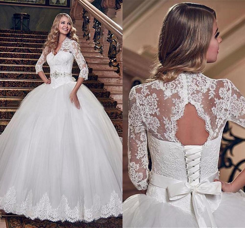 

2021 New Vintage v Neck Cut Out Back Lace-up Bridal Gowns Charming White France Lace 3/4 Long Sleeve Ball Gown Wedding Es Vmv7, Ivory