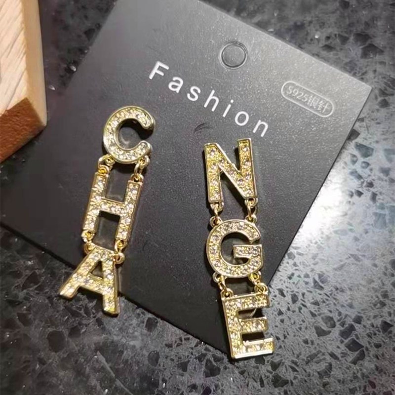 

2021 Geometric Letters Logo Diamonds Earrings Rhinestone Word Dangle Fashion Brand Female Jewelry gift