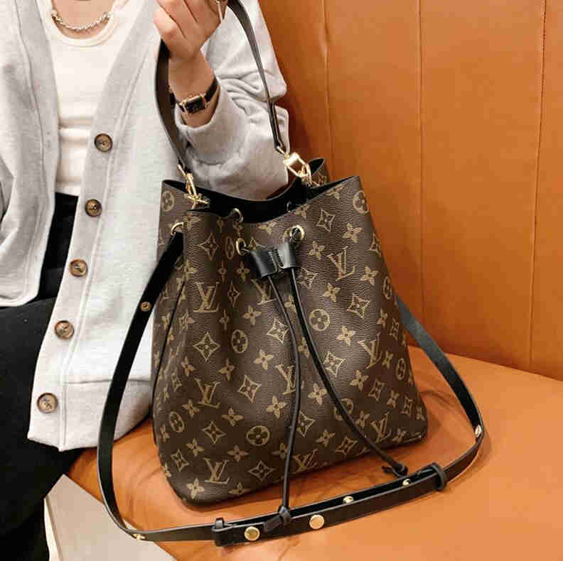 

GGLVLouisVitton YSLVUTTON Designer Bucket Bag Famous Handbags NEONOE Noé Leather Shoulder Bag Women Flower Crossbody Bags Purse, Card brown grid