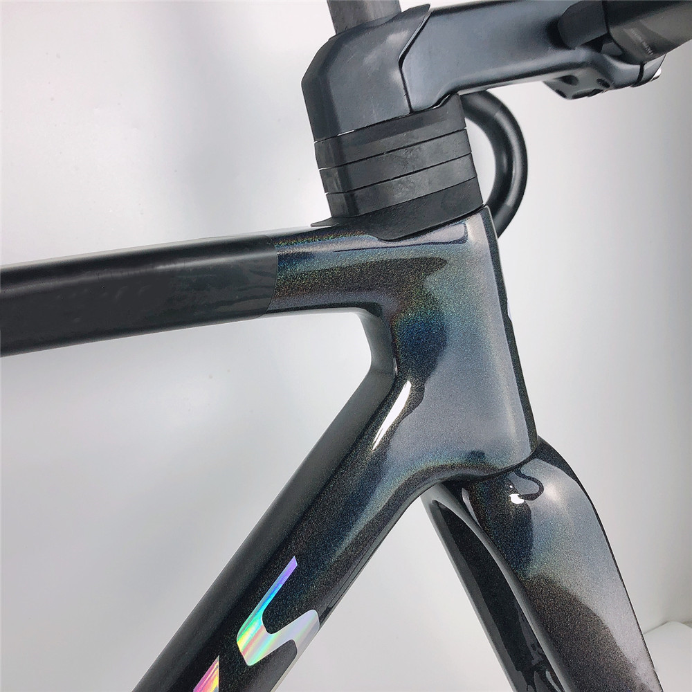 

NEW lightest bike the UCI carbon frame road bike disc brakes 700C Mechanical group and Di2 group world's fastest frame 44cm-58cm, Custom colors