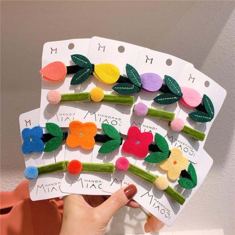 

Hair Accessories Cute Plush Clip Pins For Girls Baby Children Grips Barrettes Lovely Wear Hairpin 2PCS, Slivery;white