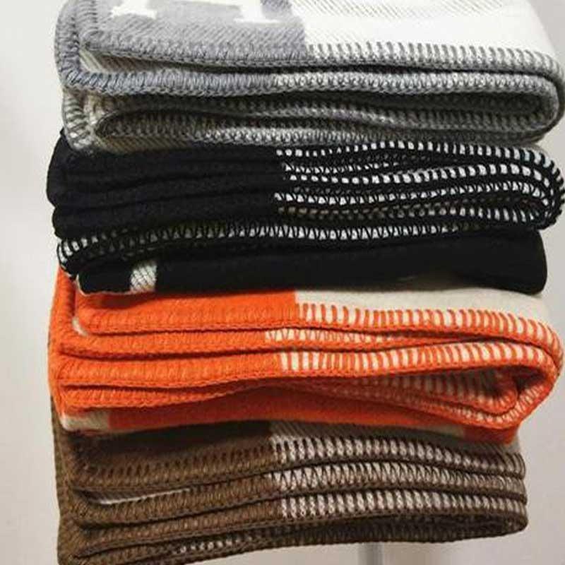 

Blankets Plaid H Cashmere Blanket Crochet Soft Wool Scarf Shawl Portable Warm Sofa Bed Fleece Knitted Throw 135x170cm