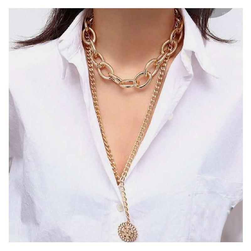 

Personality Gold Thick Chain Flower Round Brand Alloy Pendant Ornaments Cross-border Chains