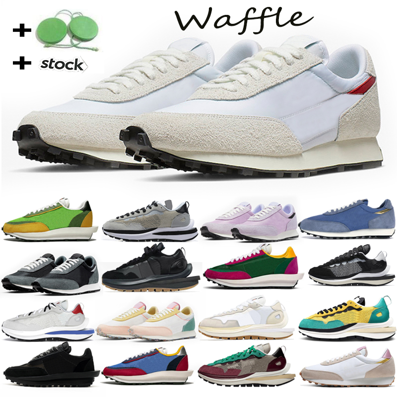 

2022 Authentic Designer Running Shoes Black White Dark Iris Fragment Light Smoke Grey Desert Berry Metallic Gold White University Red Men Women Sports Trainers, Wheat 36-40