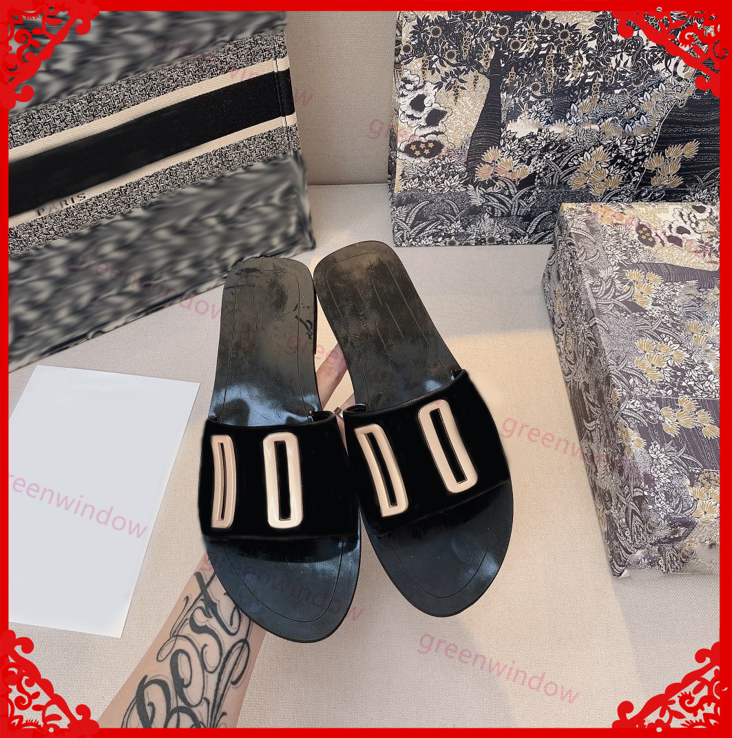 

Lady Flat Slipper Leather Ladies Classic Platform Sandals Summer Fashion Beach Women Shoes Cartoon Big Head Slipper Metal Letters Slippers, As pic